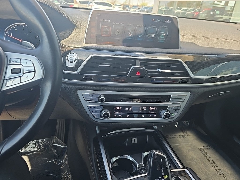 2017 BMW 7 Series 750i xDrive